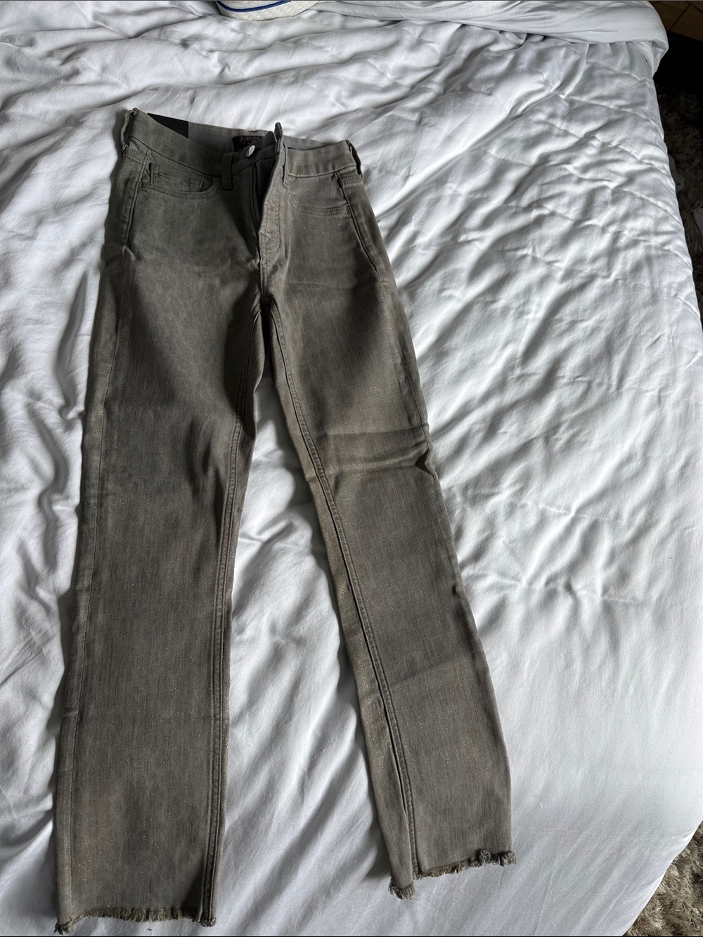 7 For All Mankind Women's Skinny Pants in grey sparkle